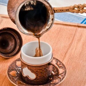 Café Turco: Descobrindo a História, Tradição e Sabores Únicos dessa Bebida Encantadora