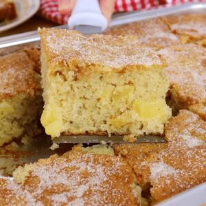 Bolo de Maçã com Canela: Um Clássico de Sabor Aconchegante