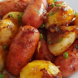 Linguiça com Batatas Assada: Simples e Saborosa