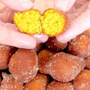 Bolinho de Chuva de Cenoura com Goiabada: Um Toque Especial